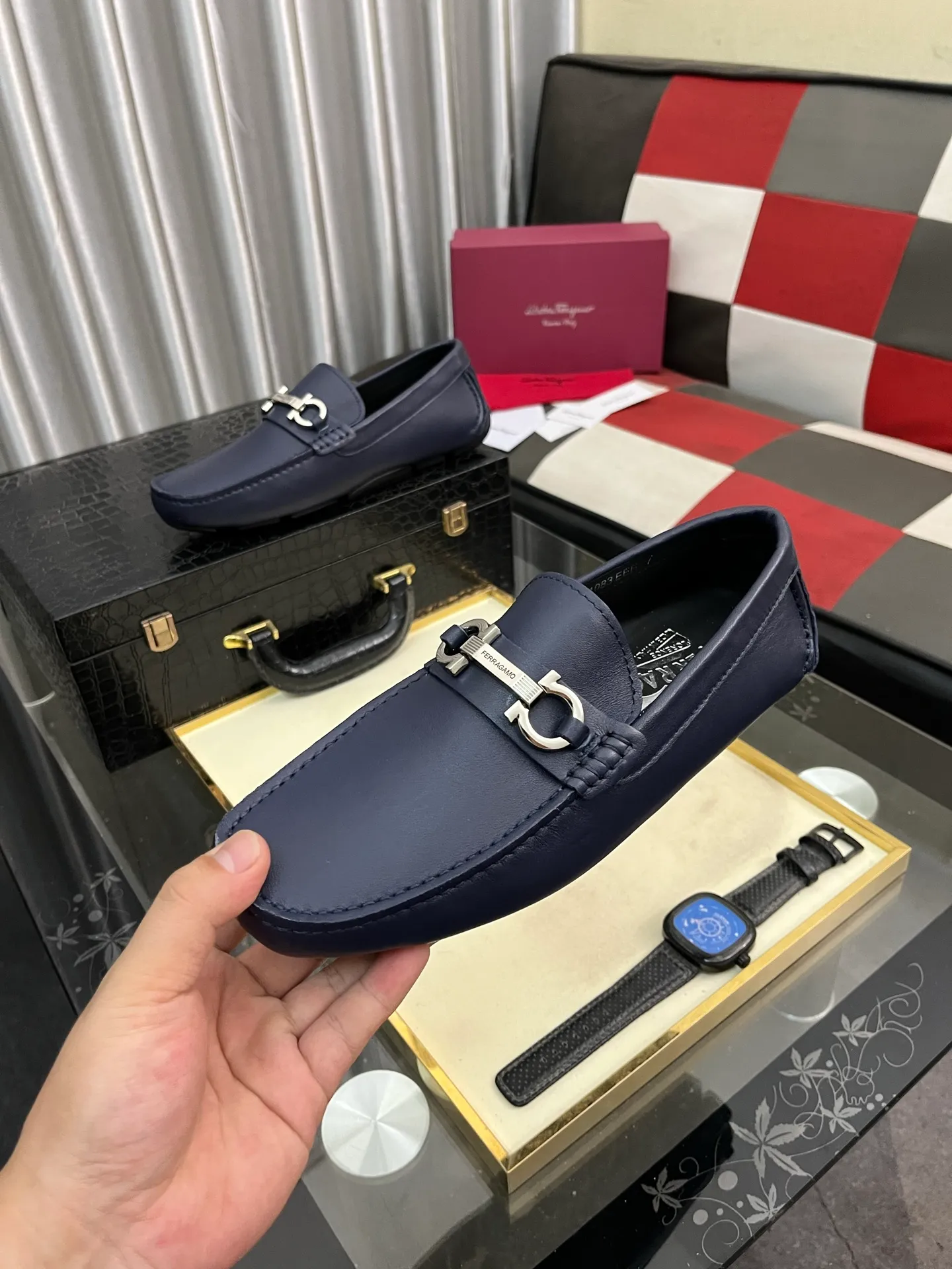 Men's shoes 💰560⌚️⌚️ Ferragamo [Ferragamo] new high-end quality framed shoes. The style is luxurious and elegant, with equal emphasis on practicality and style. We pay special attention to quality and details. The shoe last leather, workmanship and comfort are not inferior! Material: Imported first-layer soft cowhide leather upper ➕Genuine leather lining, code number: 38-446️⃣colors available